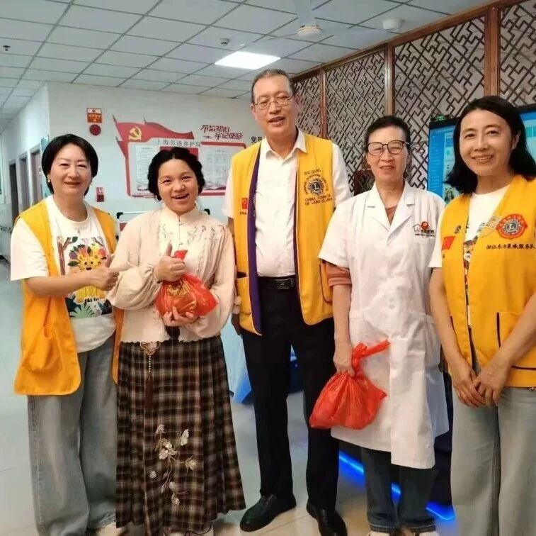服务｜情暖重阳 孝聚百家——上海邻港养护院敬老活动温暖整个秋天